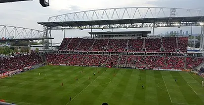 Mỗi trận đầu của TORONTO FC là một hành trình, khát vọng chiến thắng và tinh thần đồng đội luôn đặt lên hàng đầu - Picure 2