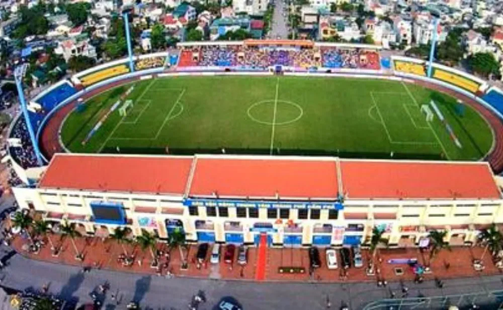 Quảng Ninh FC - Niềm tự hào của đất Mỏ, nơi tinh thần chiến đấu và sự đoàn kết luôn rực cháy - Picure 2