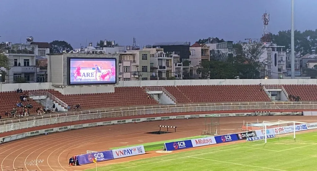 Tinh thần của TP.HCM FC là tinh thần của Sài Gòn: mạnh mẽ, quyết liệt và không bao giờ bỏ cuộc - Picure 2