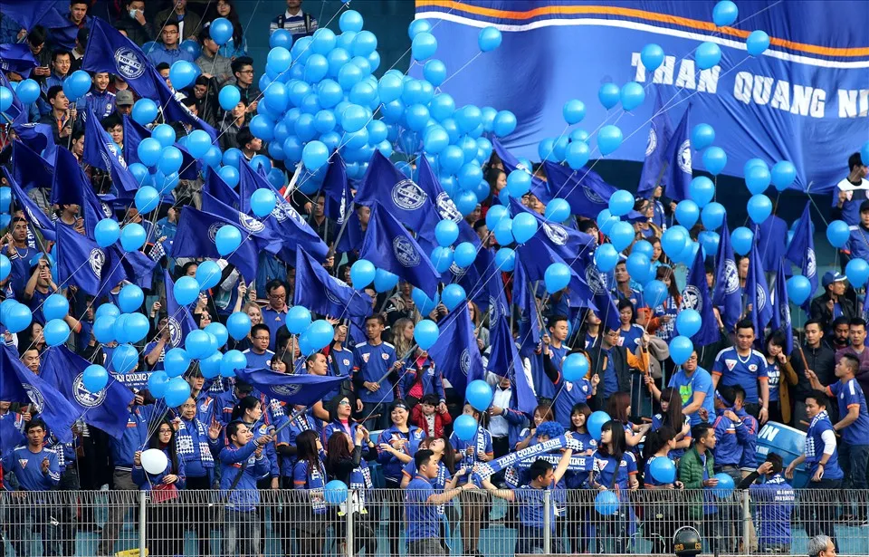 Quảng Ninh FC - Niềm tự hào của đất Mỏ, nơi tinh thần chiến đấu và sự đoàn kết luôn rực cháy - Picure 1