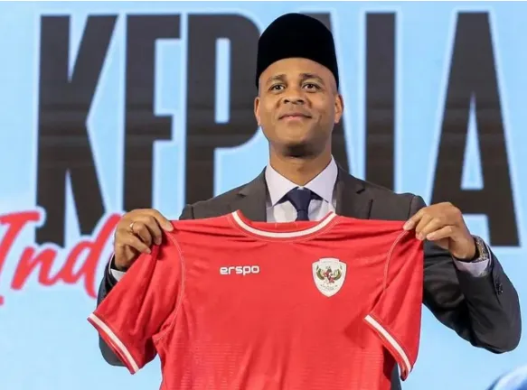 Sự Thật Về Việc Indonesia Bổ Nhiệm HLV Louis van Gaal? - Picure 1